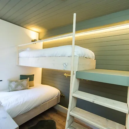 Casa Formentera 펜션 스카버러