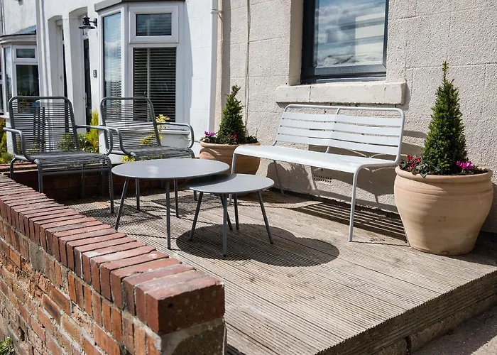 Casa Formentera * Scarborough