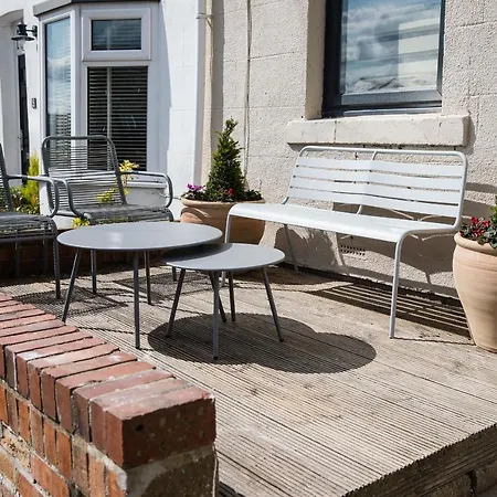 Casa Formentera * Scarborough